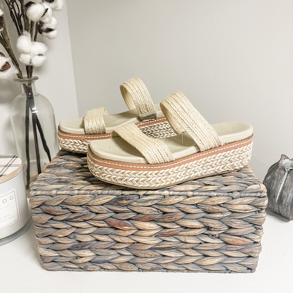 Chinese Laundry Cream Woven Platform Espadrille Slides Size 6.5 - Picture 2 of 10